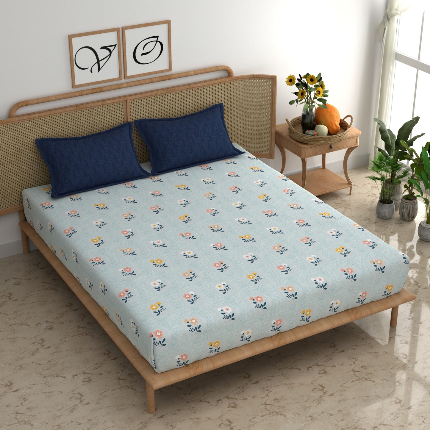 CHHAVI INDIA 210 TC Microfiber King Size Fitted Printed Bedsheet for Mattress Size 160*200cm or 63*78 inch (FITTED KB308)