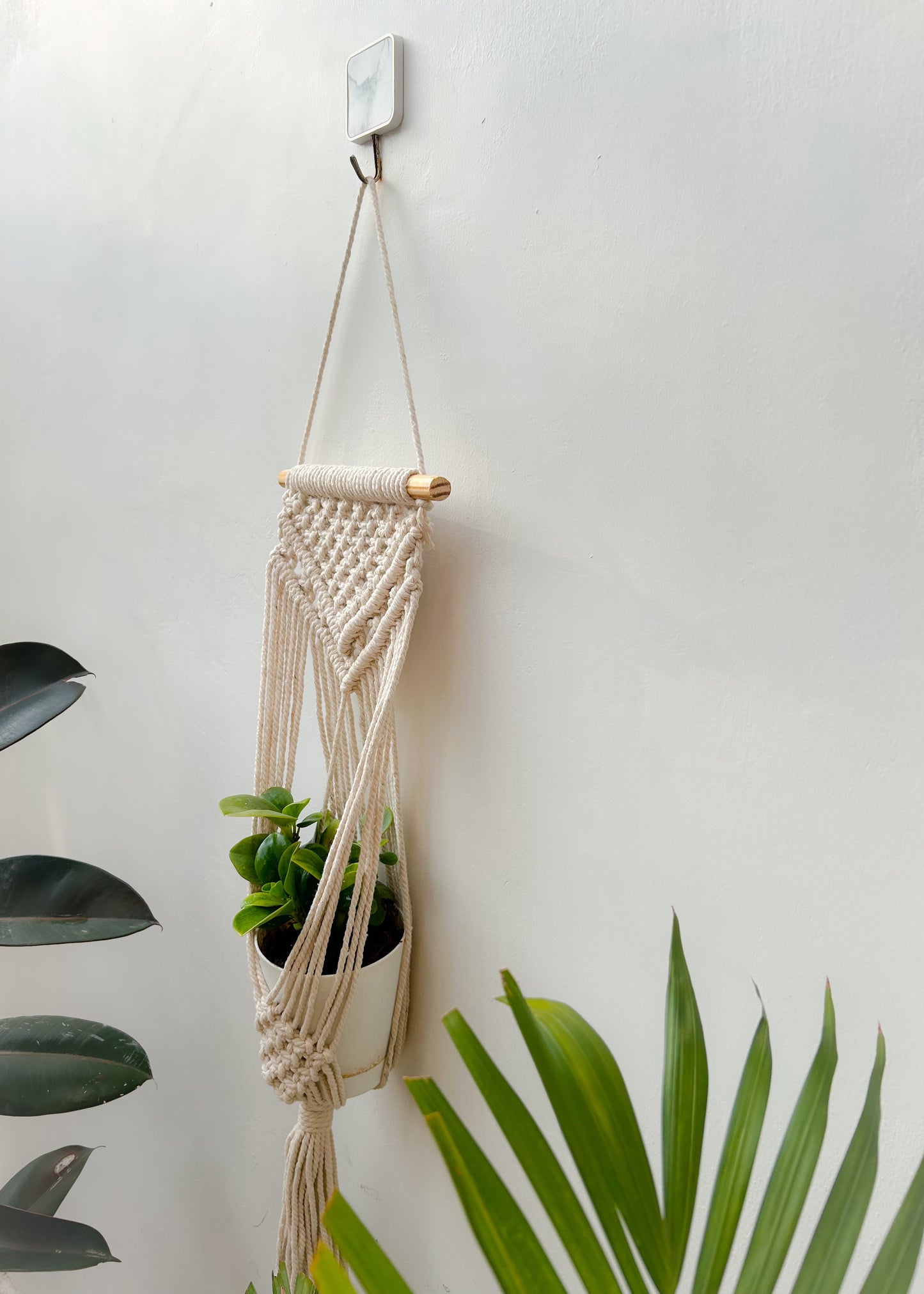 CG Homes MACRAME WALL HANGING WITH WOODEN SHELF